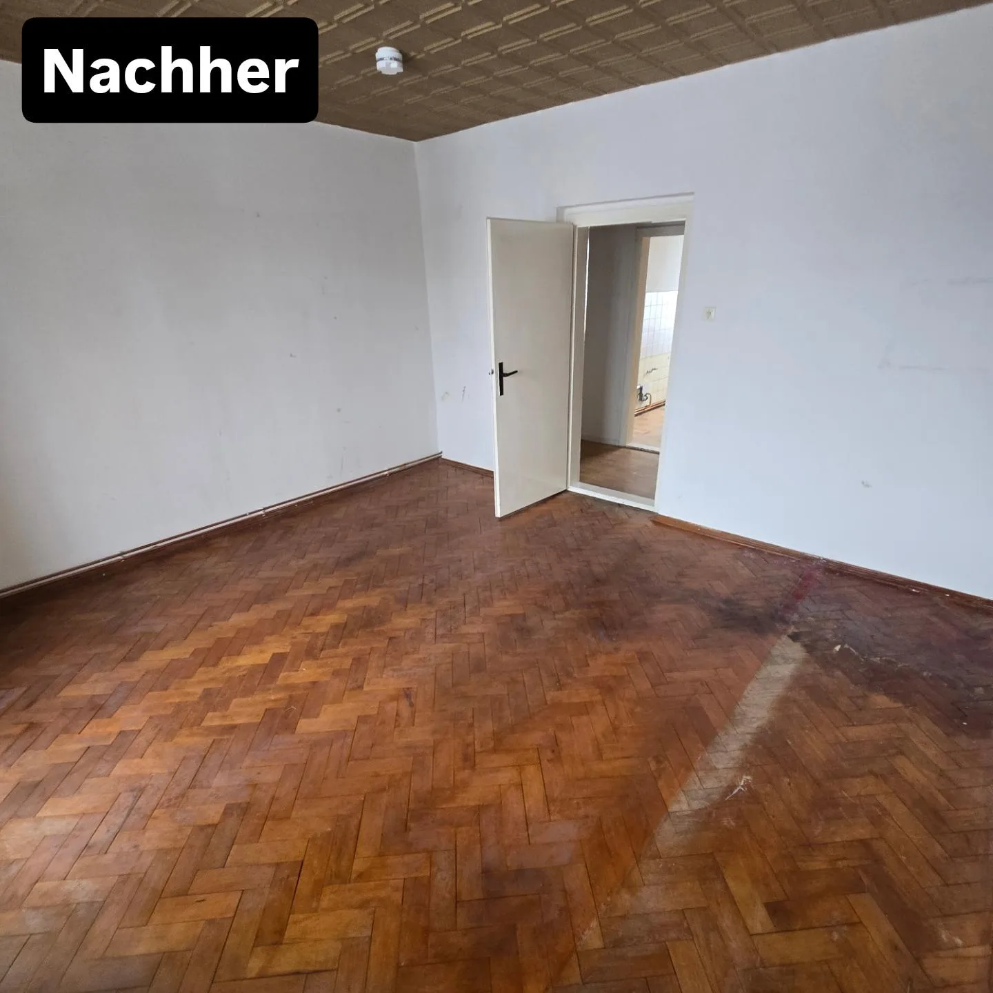 Nachher: Geräumtes Schlafzimmer